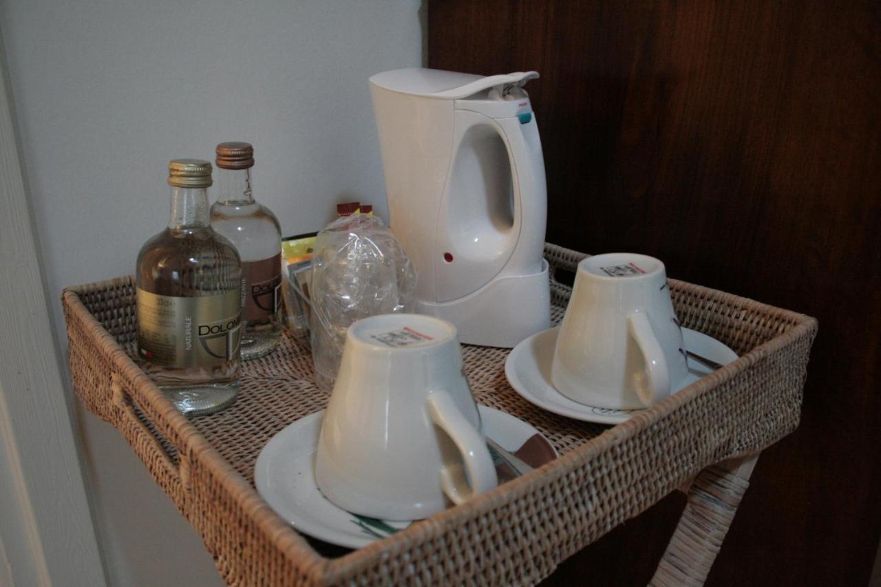 Borgo Dei Conti Della Torre Guest House Morsano al Tagliamento Bagian luar foto