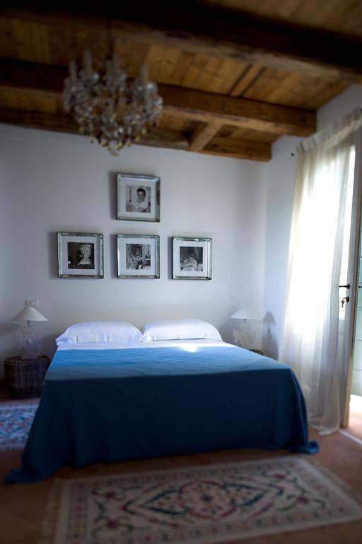 Borgo Dei Conti Della Torre Guest House Morsano al Tagliamento Ruang foto